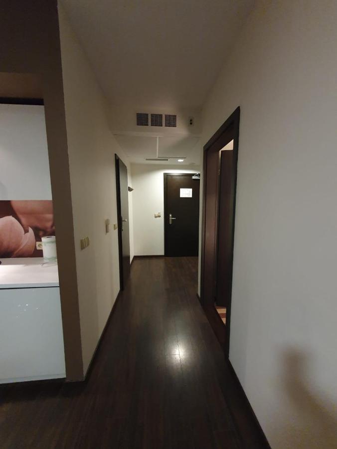 Prywatny Salon Z Aneksem Kuchennym I Sypialnia W Diva