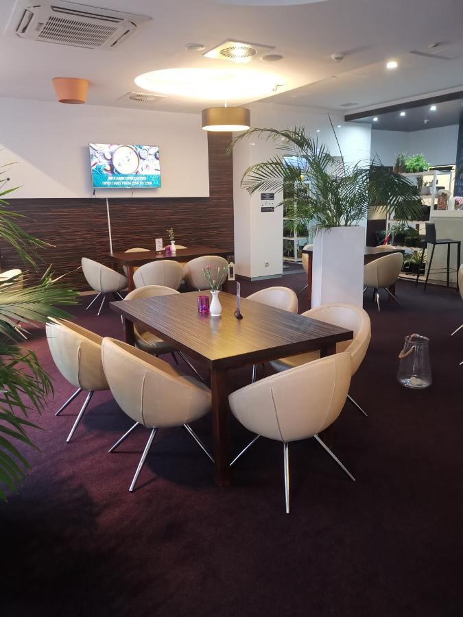 Apartmán Prywatny Salon Z Aneksem Kuchennym I Sypialnia W Diva *