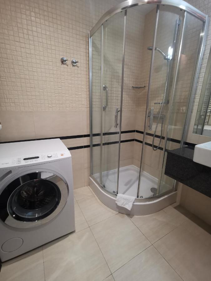Appartamento Prywatny Salon Z Aneksem Kuchennym I Sypialnia W Diva