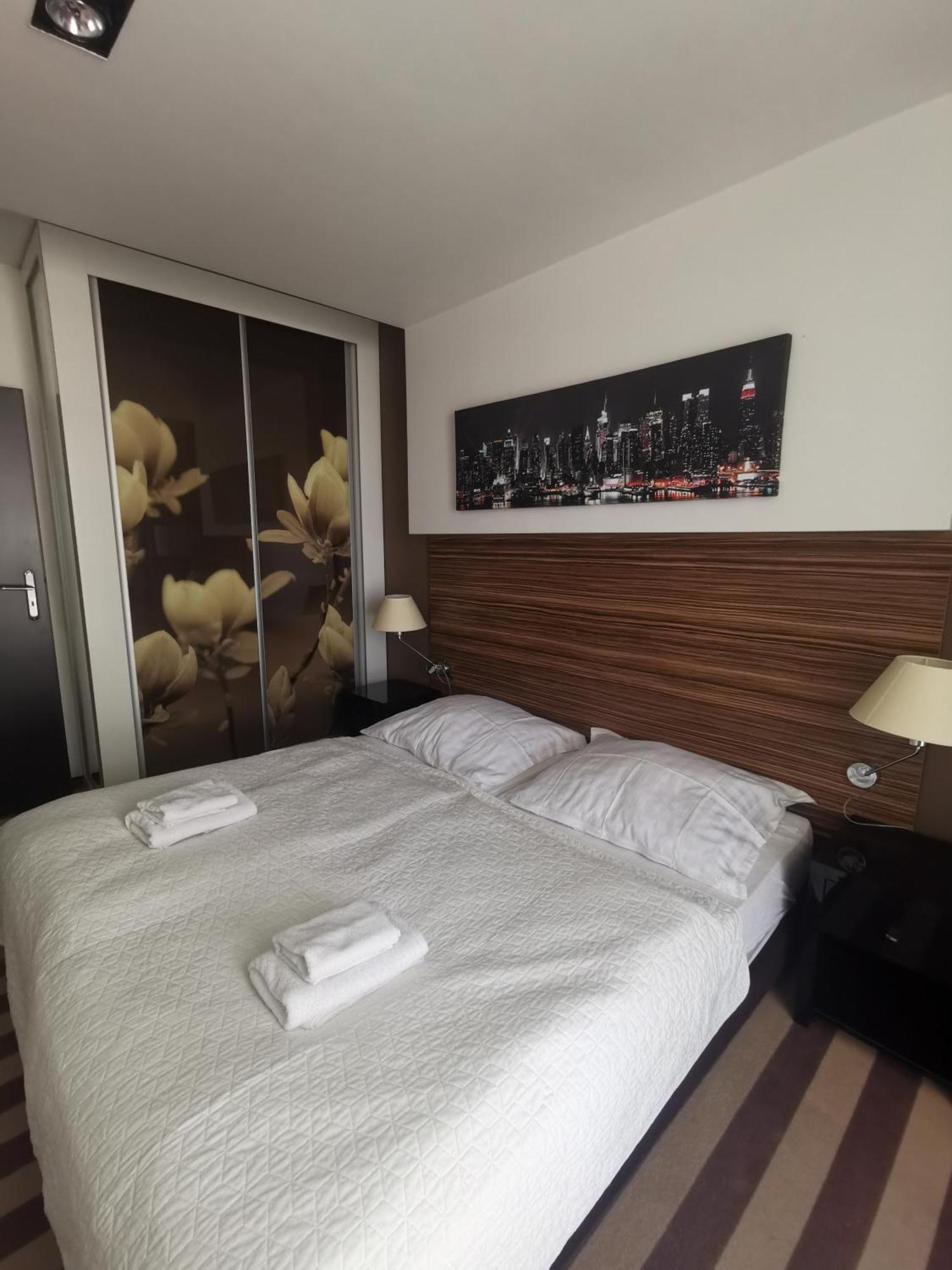 Prywatny Salon Z Aneksem Kuchennym I Sypialnia W Diva *